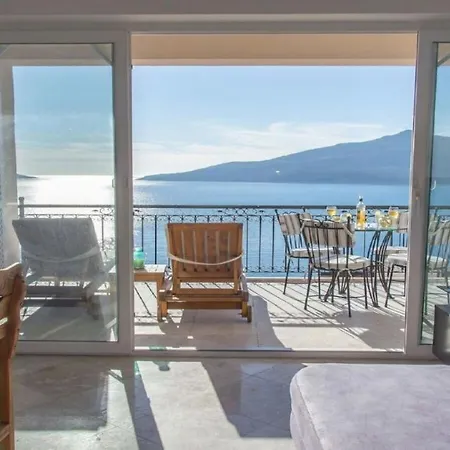 Stunning Panoramic Sea Views In The Exclusive Komurluk 公寓